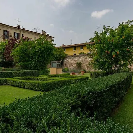 Like Verona